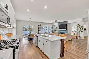 404 Roderick Ln, Greenville, SC 29605 - Photo 11