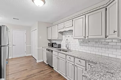 325 Skylark Circle Circle, Greer, SC 29650 - Photo 17