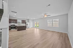 8030 Broadmead Ct, Spartanburg, SC 29307 - Photo 5