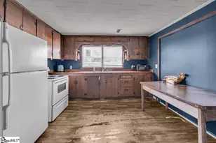 1660 Wofford St, Spartanburg, SC 29301 - Photo 9