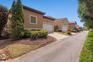 8 Arezzo Dr, Greenville, SC 29609 - Photo 19