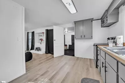 211 California Avenue, Spartanburg, SC 29303 - Photo 11