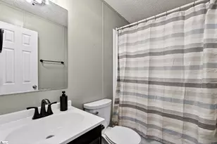 71 Lodgeview Ct, Gray Court, SC 29645 - Photo 25