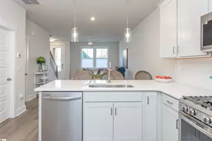 1194 N Pleasantburg Dr, Greenville, SC 29607 - Photo 7