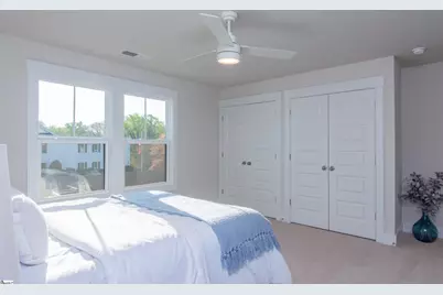 1194 N Pleasantburg Drive, Greenville, SC 29607 - Photo 13