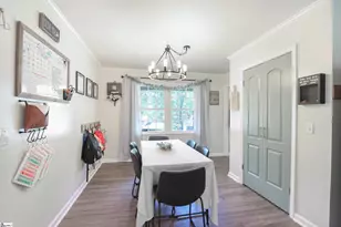 300 Elmwood St, Easley, SC 29642 - Photo 15