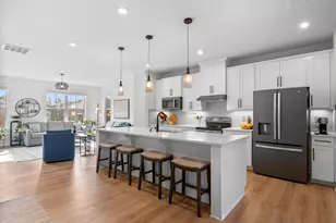 14 Questover Dr, Greenville, SC 29607 - Photo 7