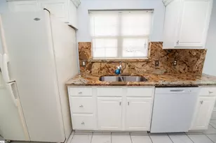 298 Glen Crest Dr, Moore, SC 29369 - Photo 13