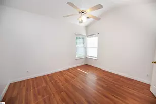 298 Glen Crest Dr, Moore, SC 29369 - Photo 17