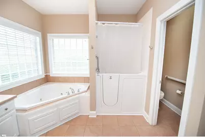 351 Kellie Lane Drive, Spartanburg, SC 29301 - Photo 7