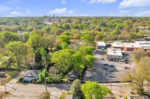 1001 W Bramlett Rd, Greenville, SC 29611 - Photo 21