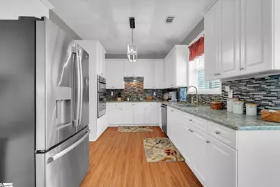 620 Heathercrest Court, Simpsonville, SC 29681 - Photo 11