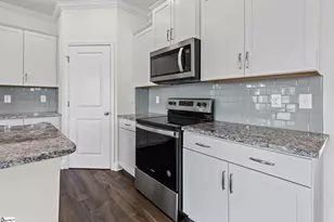 421 Yellow Fox Rd, Greer, SC 29650 - Photo 15