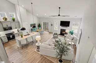 605 Sunwater Dr, Duncan, SC 29334 - Photo 1
