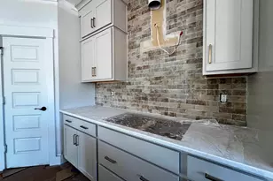 313 Ever Silvers Ln, Taylors, SC 29687 - Photo 3