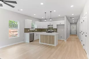 189 N Georgia Ave, Chesnee, SC 29323 - Photo 5