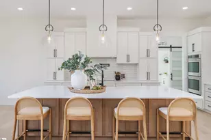 1292 Deerfield Dr, Spartanburg, SC 29302 - Photo 9