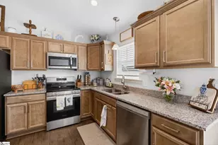 703 Burbrook Ln, Boiling Springs, SC 29316 - Photo 11