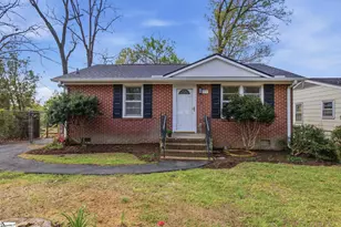 7 Picadilly St, Taylors, SC 29687 - Photo 1