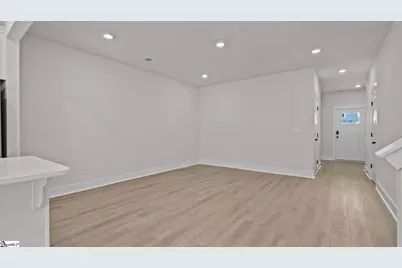 513 W Norvell Court, Spartanburg, SC 29307 - Photo 11