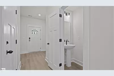 513 W Norvell Court, Spartanburg, SC 29307 - Photo 3