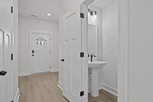 513 W Norvell Ct, Spartanburg, SC 29307 - Photo 3