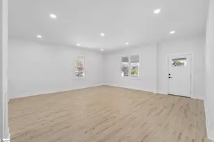 20 4th Ave, Greenville, SC 29611 - Photo 7