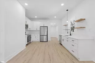 20 4th Ave, Greenville, SC 29611 - Photo 11