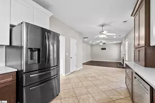 22 Stonewater Dr, Simpsonville, SC 29680 - Photo 9