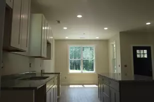 504 Greenlea St, Spartanburg, SC 29306 - Photo 3