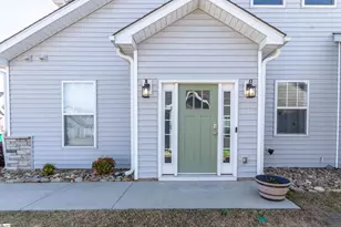 1332 Summer Gold Wy, Boiling Springs, SC 29316 - Photo 3