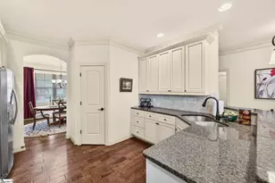 334 Belle Oaks Dr, Simpsonville, SC 29680 - Photo 9