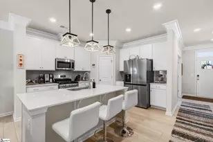 307 Novelty Dr, Greer, SC 29651 - Photo 9