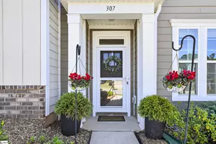 307 Novelty Dr, Greer, SC 29651 - Photo 3