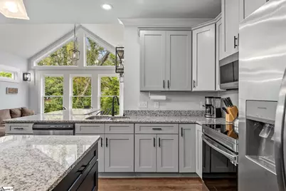 204 Minus Street, Greenville, SC 29601 - Photo 9