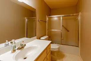 142 Fairoaks Dr, Greenville, SC 29615 - Photo 11