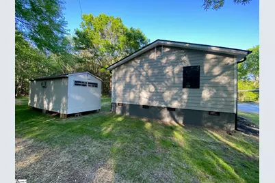 23215 E 72 Highway, Clinton, SC 29325 - Photo 7