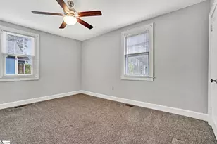 201 Pine St, Clinton, SC 29325 - Photo 23