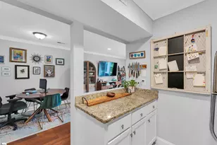 925 Cleveland St, Greenville, SC 29601 - Photo 7