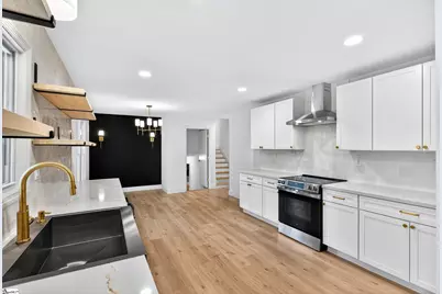 210 Edgewood Circle, Woodruff, SC 29388 - Photo 11