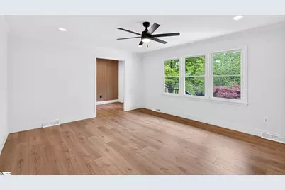 210 Edgewood Circle, Woodruff, SC 29388 - Photo 7