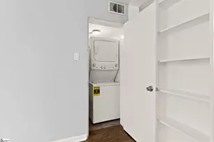 11 Faris Cir, Greenville, SC 29605 - Photo 9