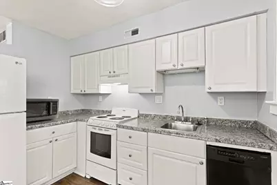 11 Faris Circle, Greenville, SC 29605 - Photo 5