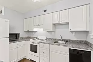 11 Faris Cir, Greenville, SC 29605 - Photo 5