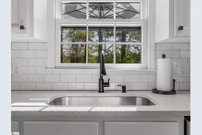 122 Hollyridge Road, Spartanburg, SC 29301 - Photo 21