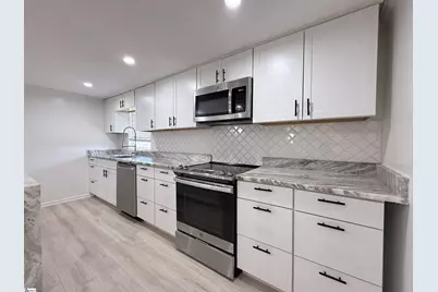 24 Cherrylane Drive, Greenville, SC 29617 - Photo 15