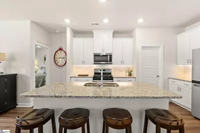 135 Lavinia Circle, Duncan, SC 29334 - Photo 3