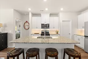 135 Lavinia Cir, Duncan, SC 29334 - Photo 3