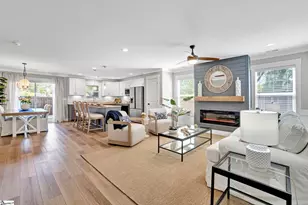 4 McArthur St, Greenville, SC 29611 - Photo 15