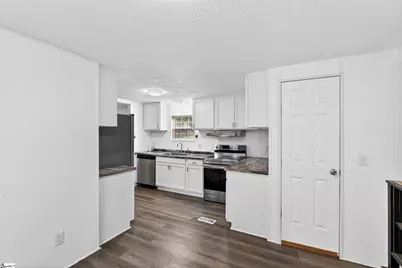 67 Creekwood Drive, Fountain Inn, SC 29644 - Photo 11